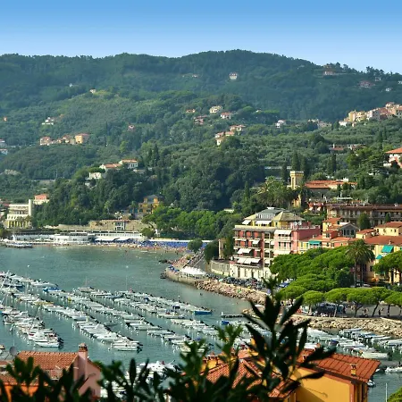 Ferienhaus Quaint Holiday In With Fenced Garden Lerici