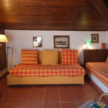 Quaint Holiday In With Fenced Garden Tatil Evi Lerici