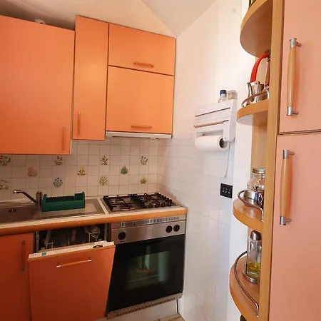 Quaint Holiday In With Fenced Garden Tatil Evi Lerici